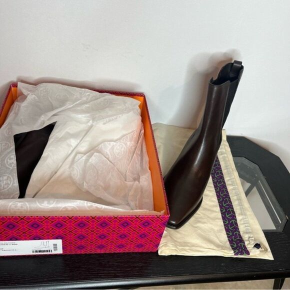 Tory Burch Women's 10M Chelsea Smooth Calf Leather Boot New With Box Brown Coco - Picture 13 of 16
